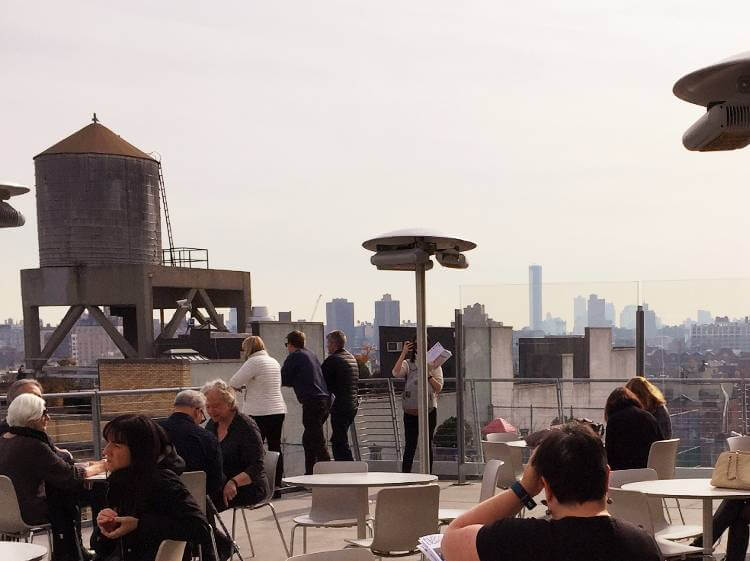 Planes alternativos en Nueva York: visita el Whitney y comenta tu visita descansando en la terraza