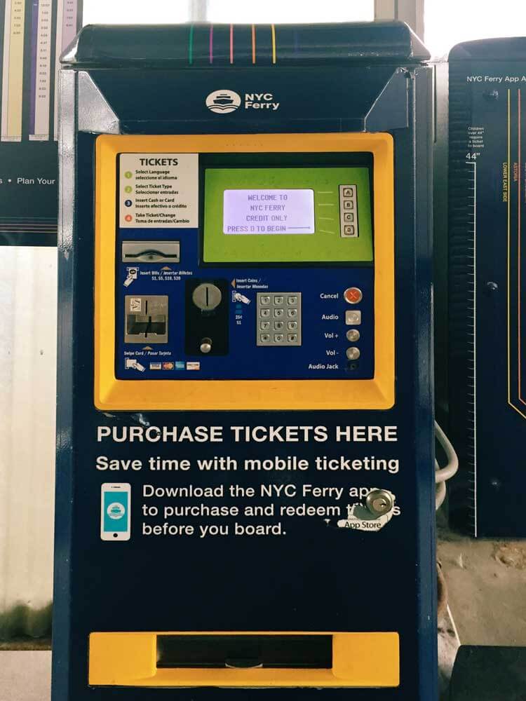 máquina de vending de los billetes de ferry 