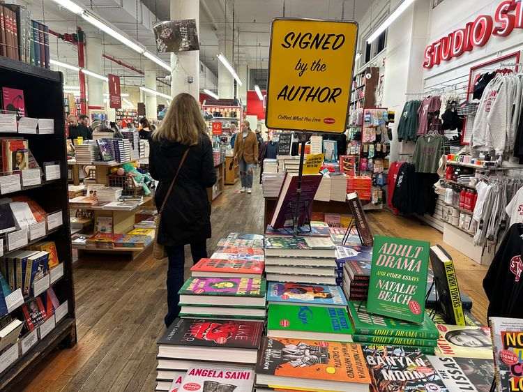 corner de libros firmados