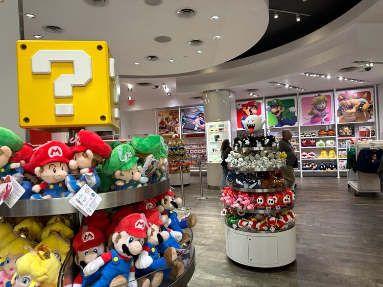 merchandising en la tienda Nintendo de Nueva York